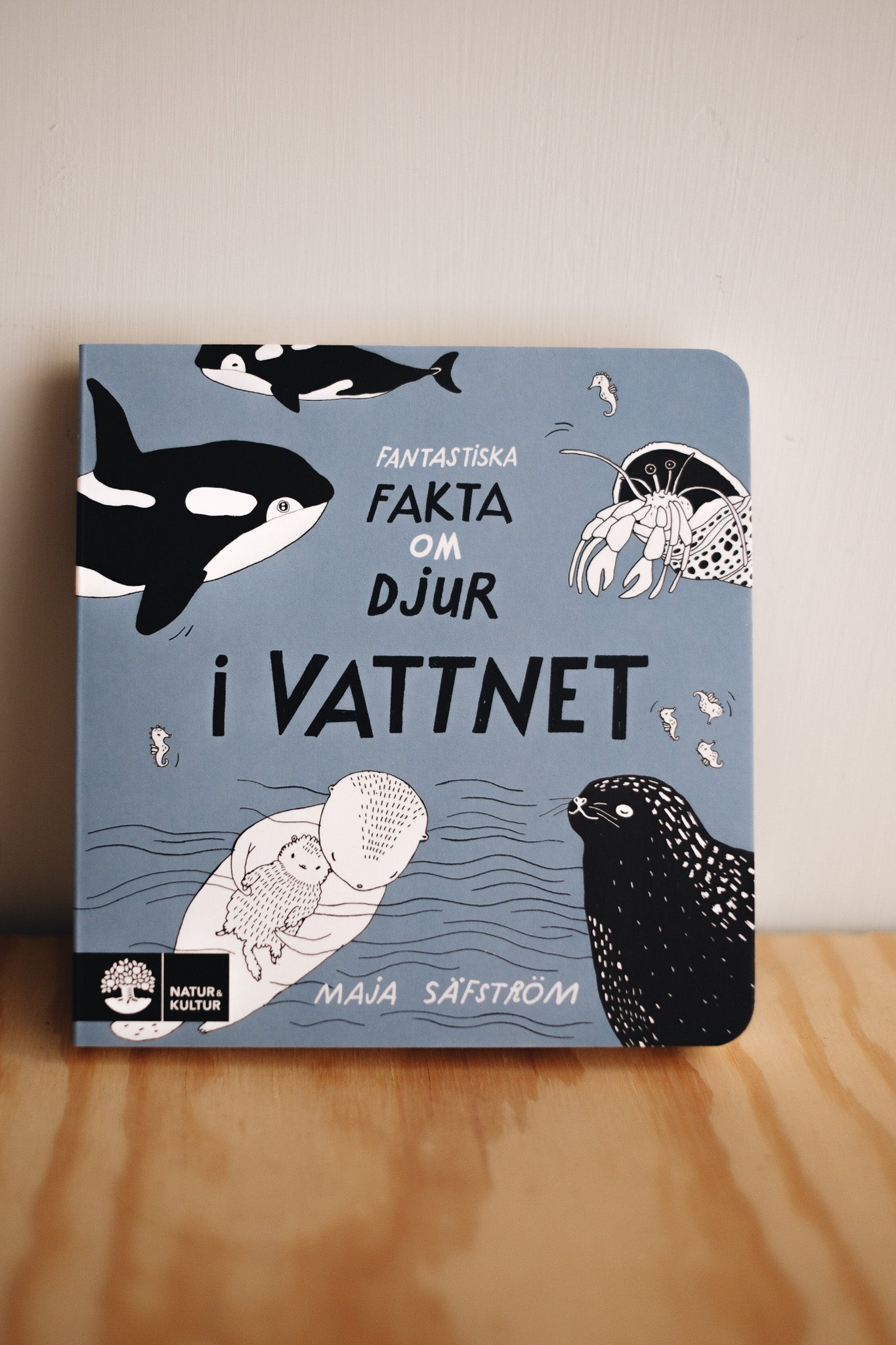 PEKBOK djur i vattnet