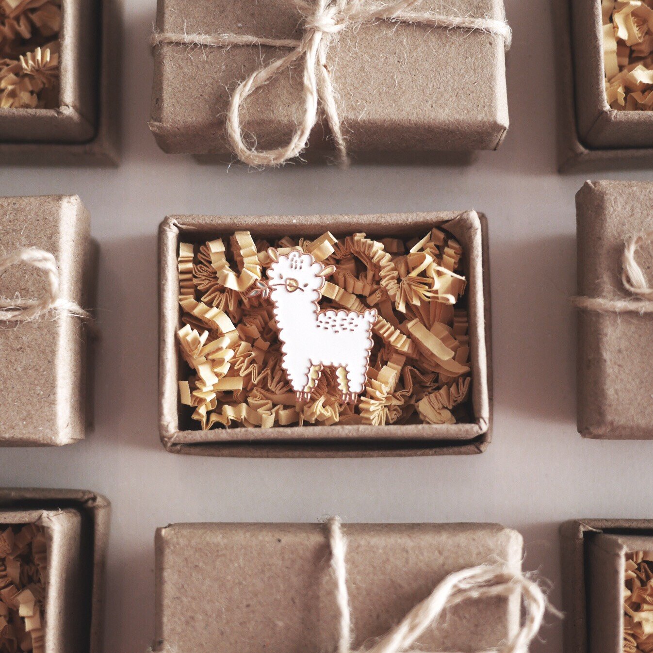 Llama (alpaca) hard enamel pin