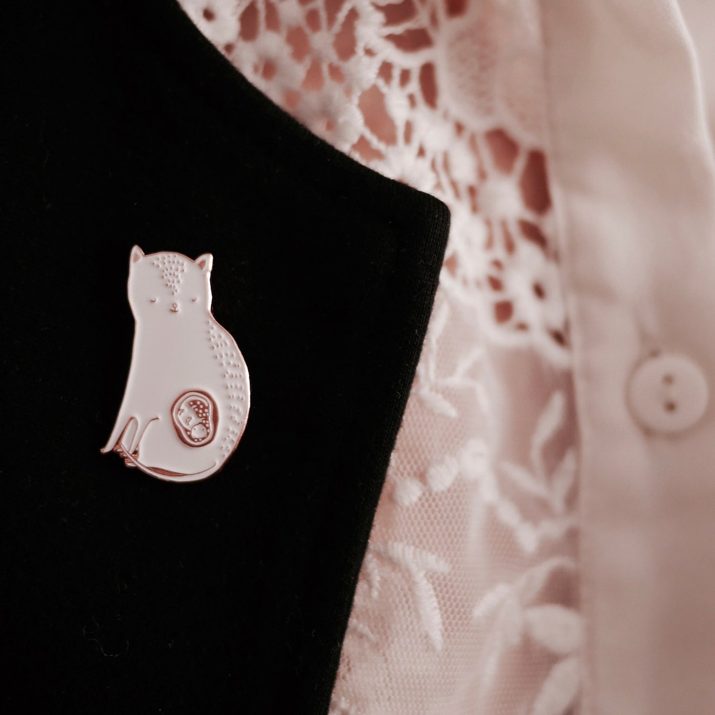 Cat mom Pin - rose gold